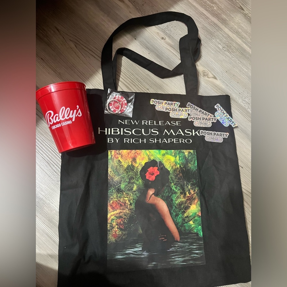 Black Hibiscus Mask Tote Bag + Chicago goodies New - Picture 1 of 4
